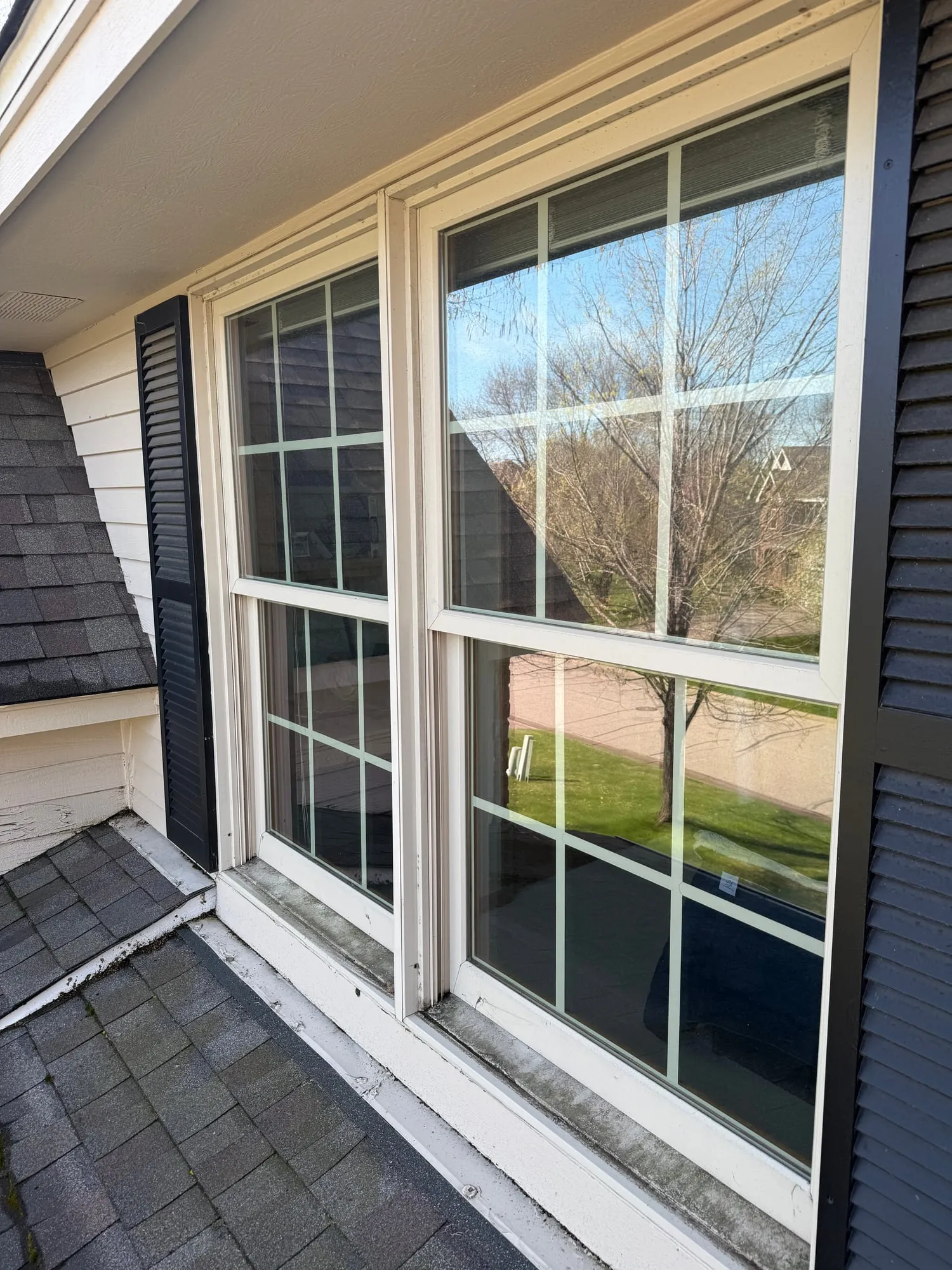 Upper window and sill before cleaning